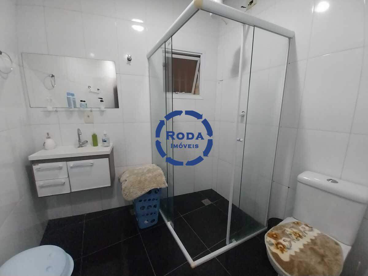 Casa Sobreposta baixa para aluguel no Vila Belmiro: 