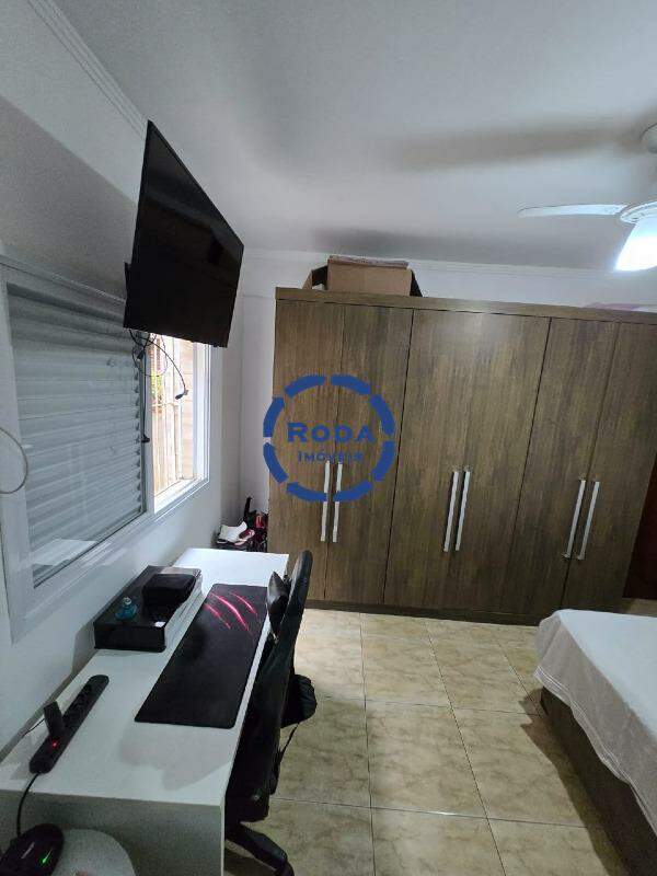 Casa Sobreposta baixa para aluguel no Vila Belmiro: 