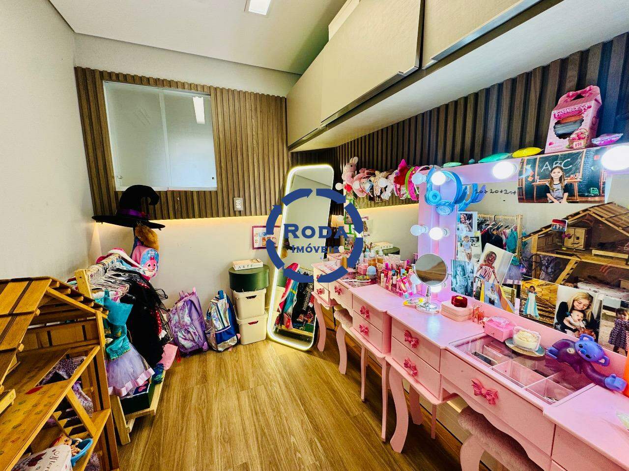 Apartamento à venda no Embaré: brinquedoteca