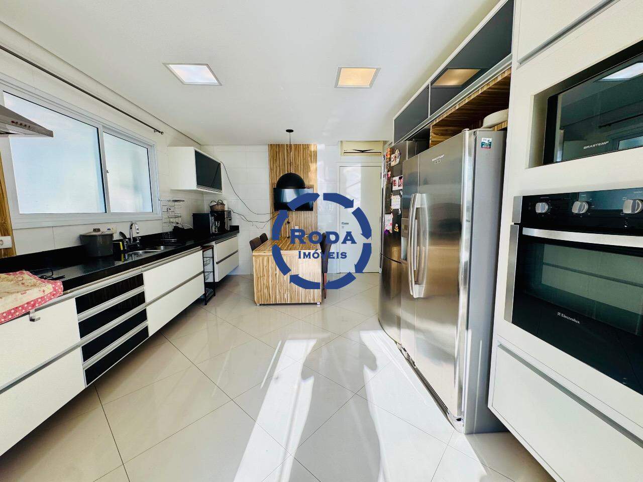 Apartamento à venda no Embaré: cozinha principal