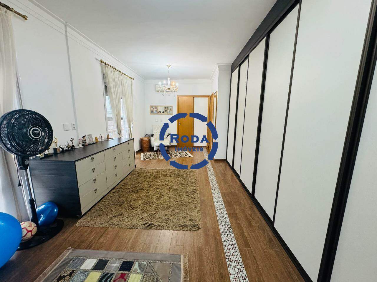 Apartamento à venda no Embaré: