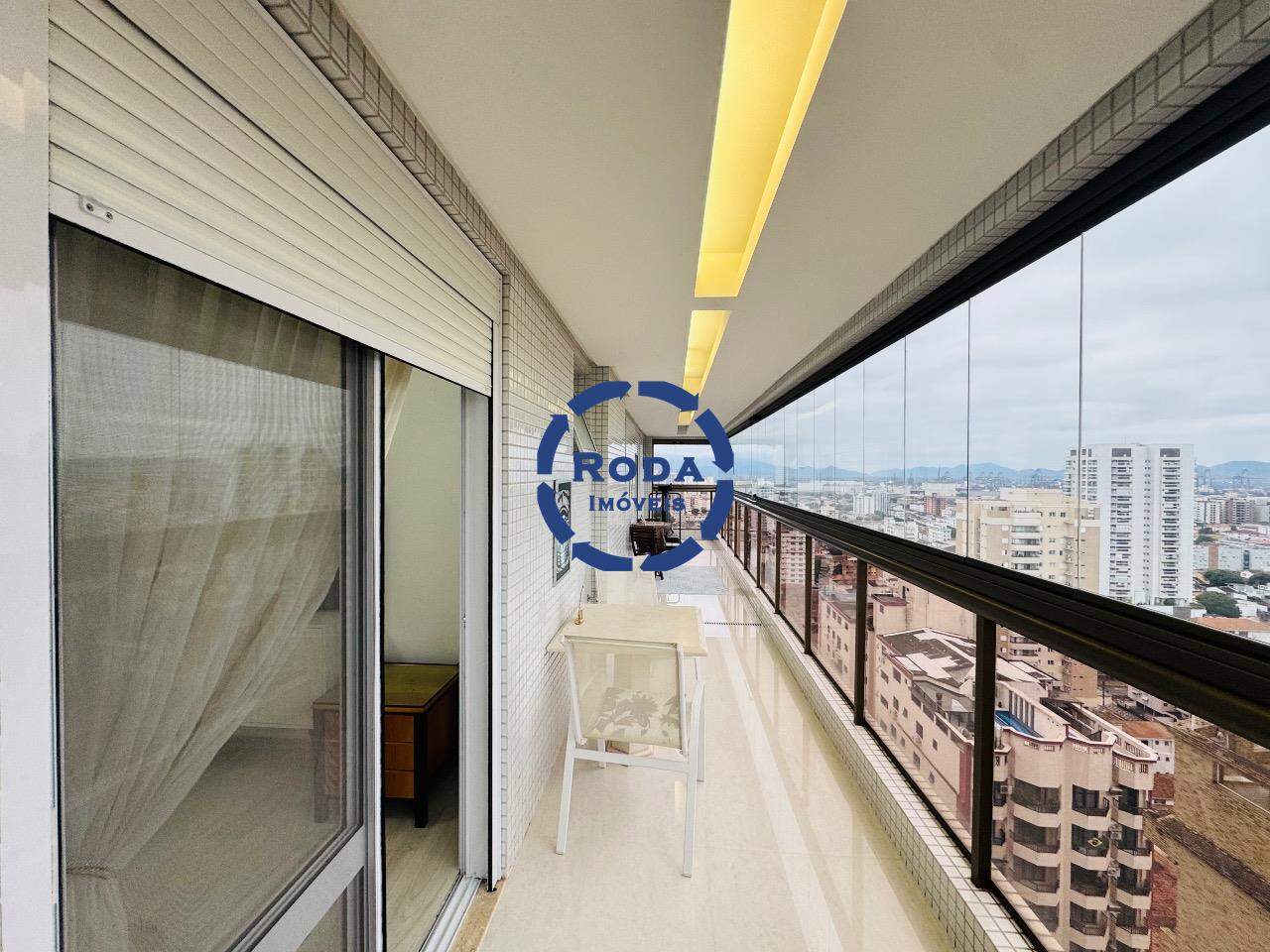 Apartamento à venda no Embaré: