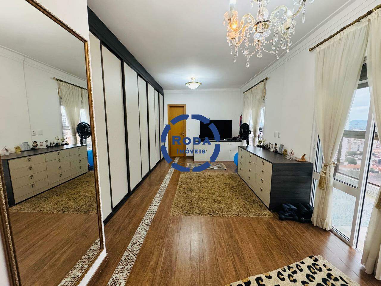 Apartamento à venda no Embaré: