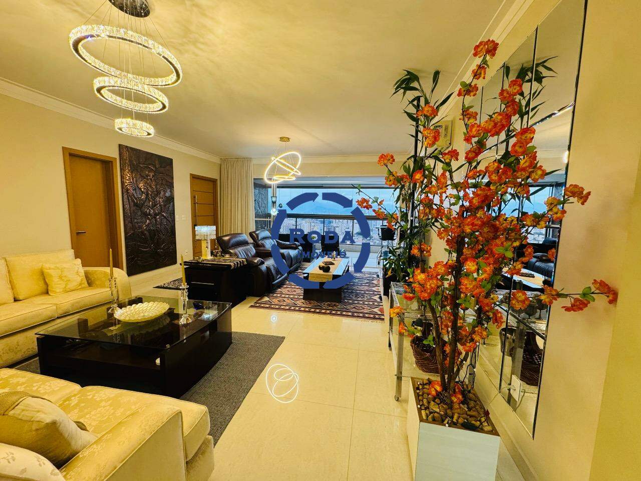 Apartamento à venda no Embaré: