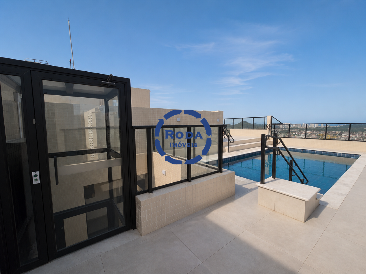Apartamento à venda no Ponta da Praia: 