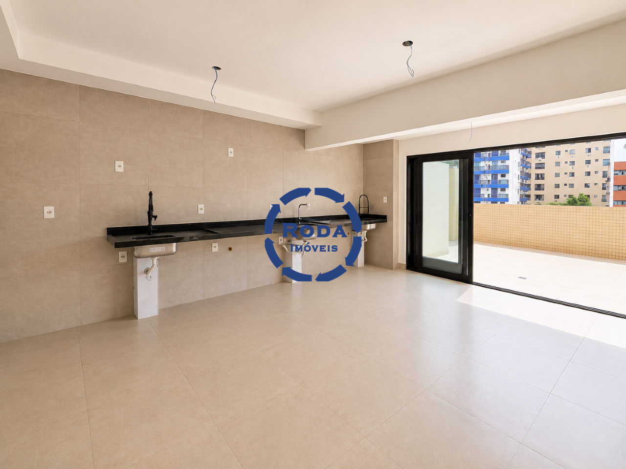 Apartamento à venda no Ponta da Praia: 