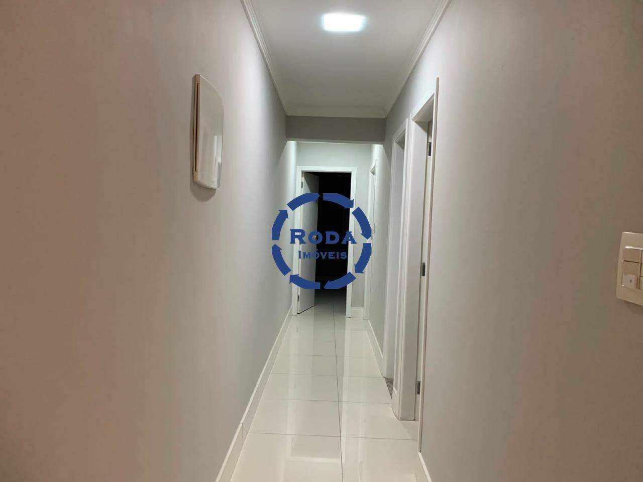 Apartamento à venda no Ponta da Praia: 