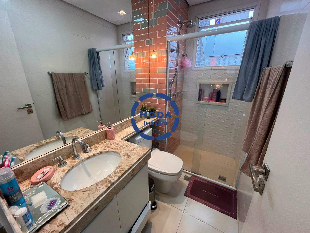 Apartamento à venda no Ponta da Praia: