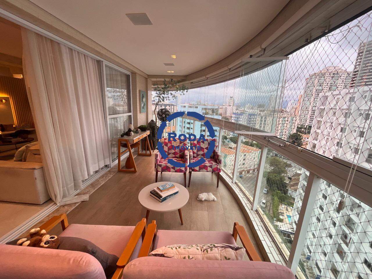 Apartamento à venda no Ponta da Praia: 