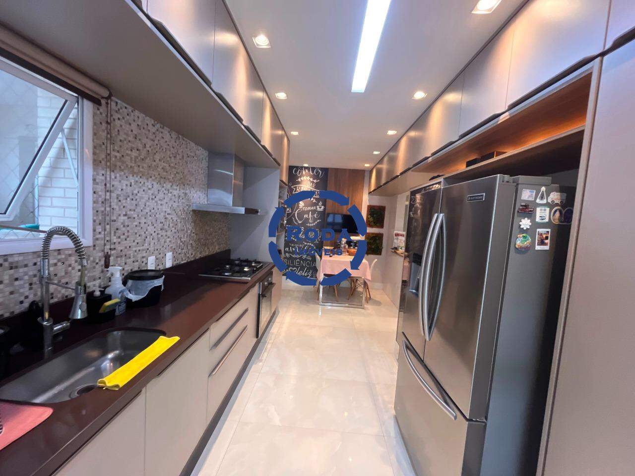 Apartamento à venda no Ponta da Praia: