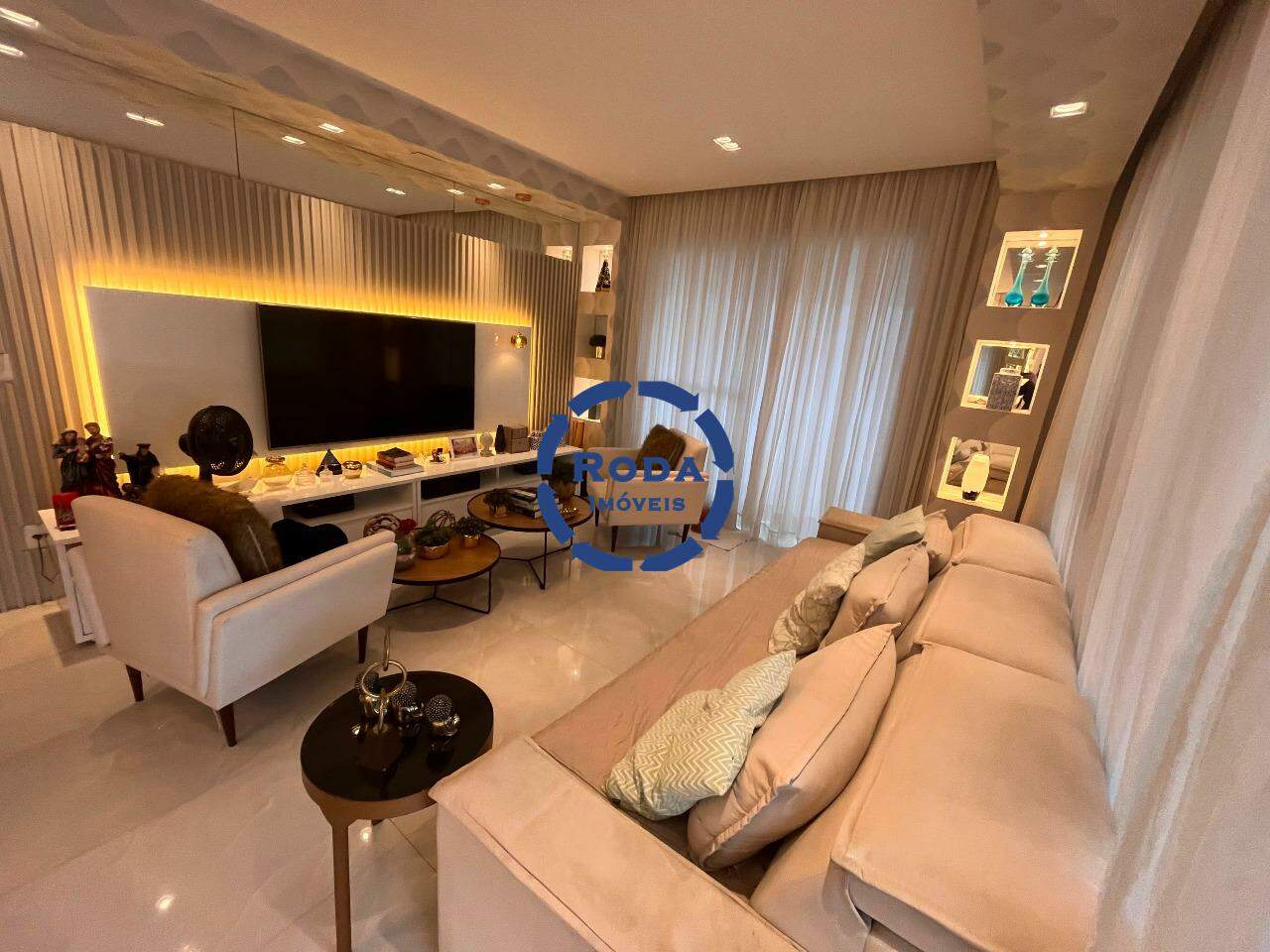 Apartamento à venda no Ponta da Praia: