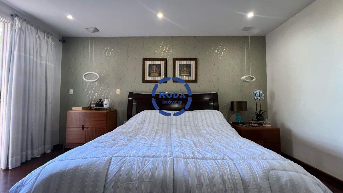 Casa de Condomínio à venda no Marapé: 