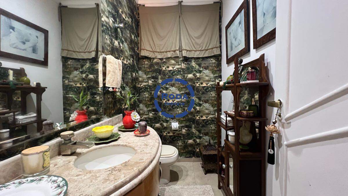 Casa de Condomínio à venda no Marapé: 
