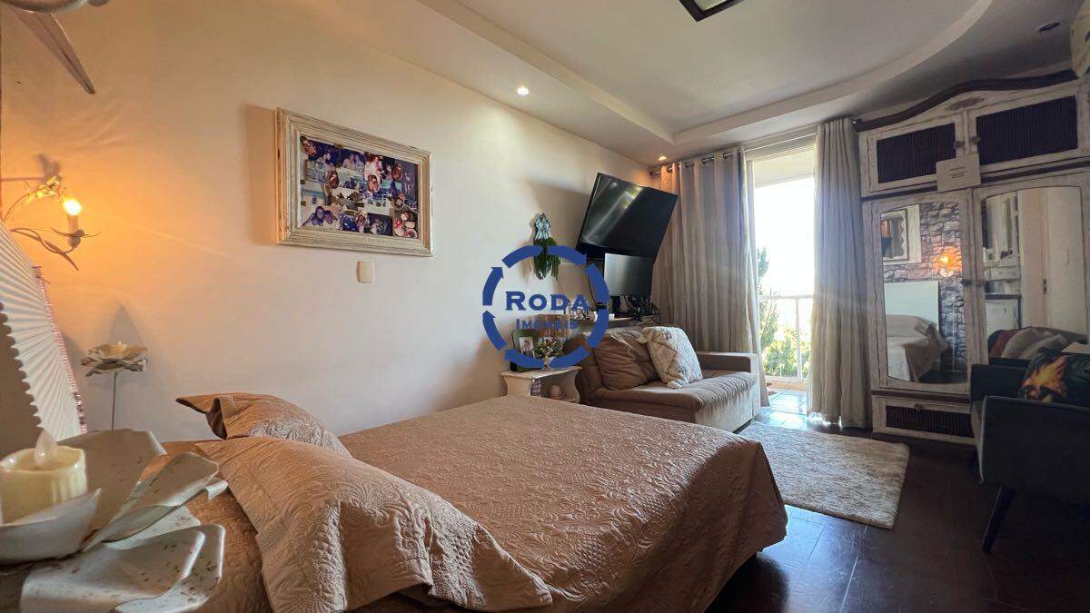 Casa de Condomínio à venda no Marapé: 