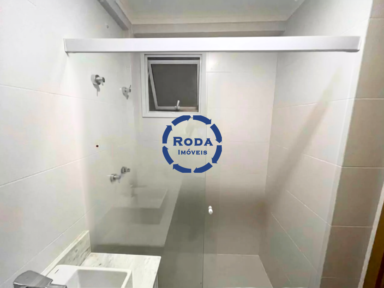 Apartamento para aluguel no Gonzaga: BANHEIRO