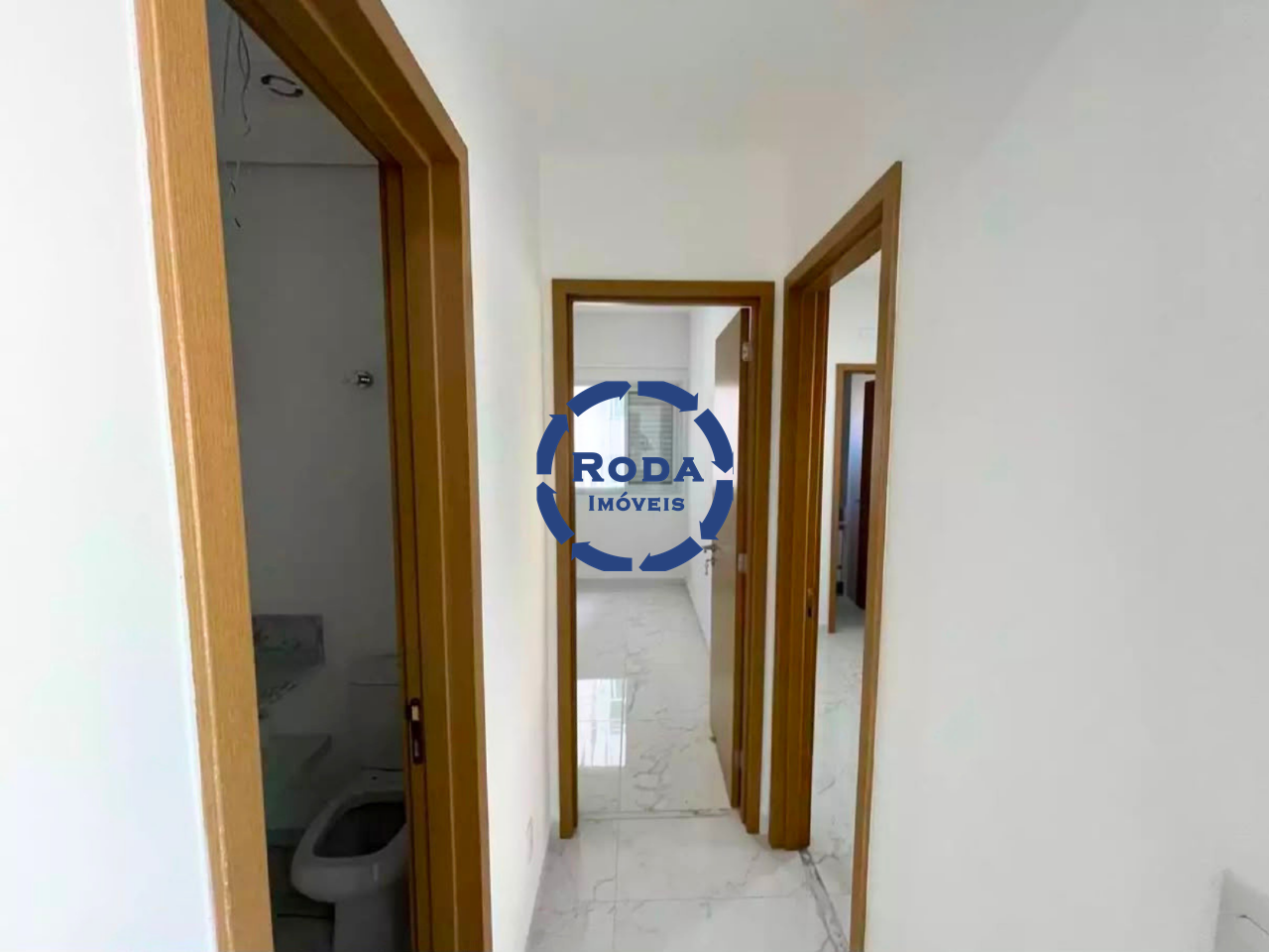 Apartamento para aluguel no Gonzaga: HALL