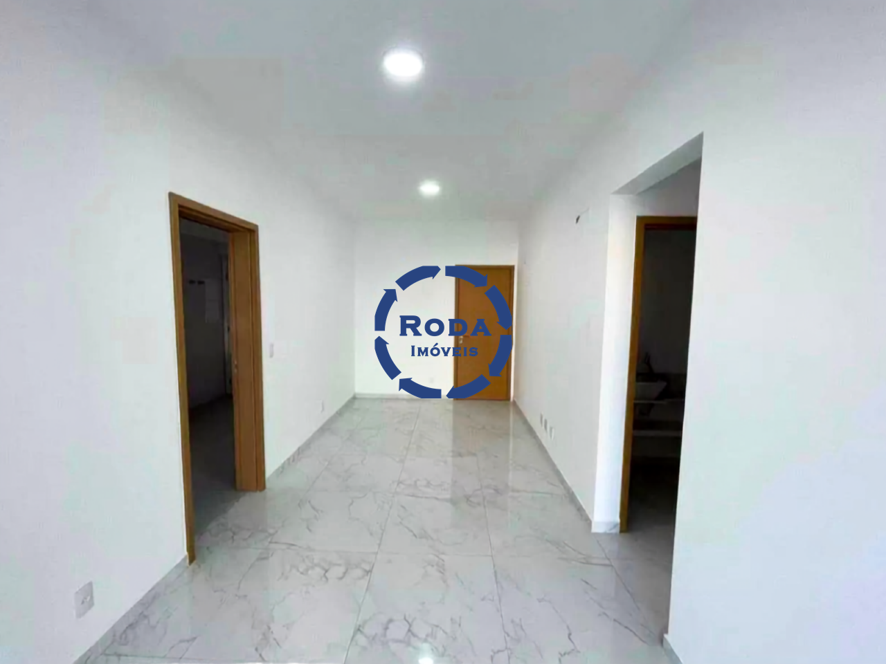 Apartamento para aluguel no Gonzaga: HALL
