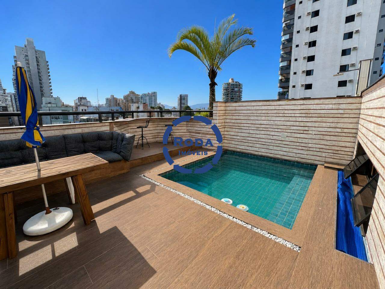 Cobertura Duplex para aluguel no Aparecida: 