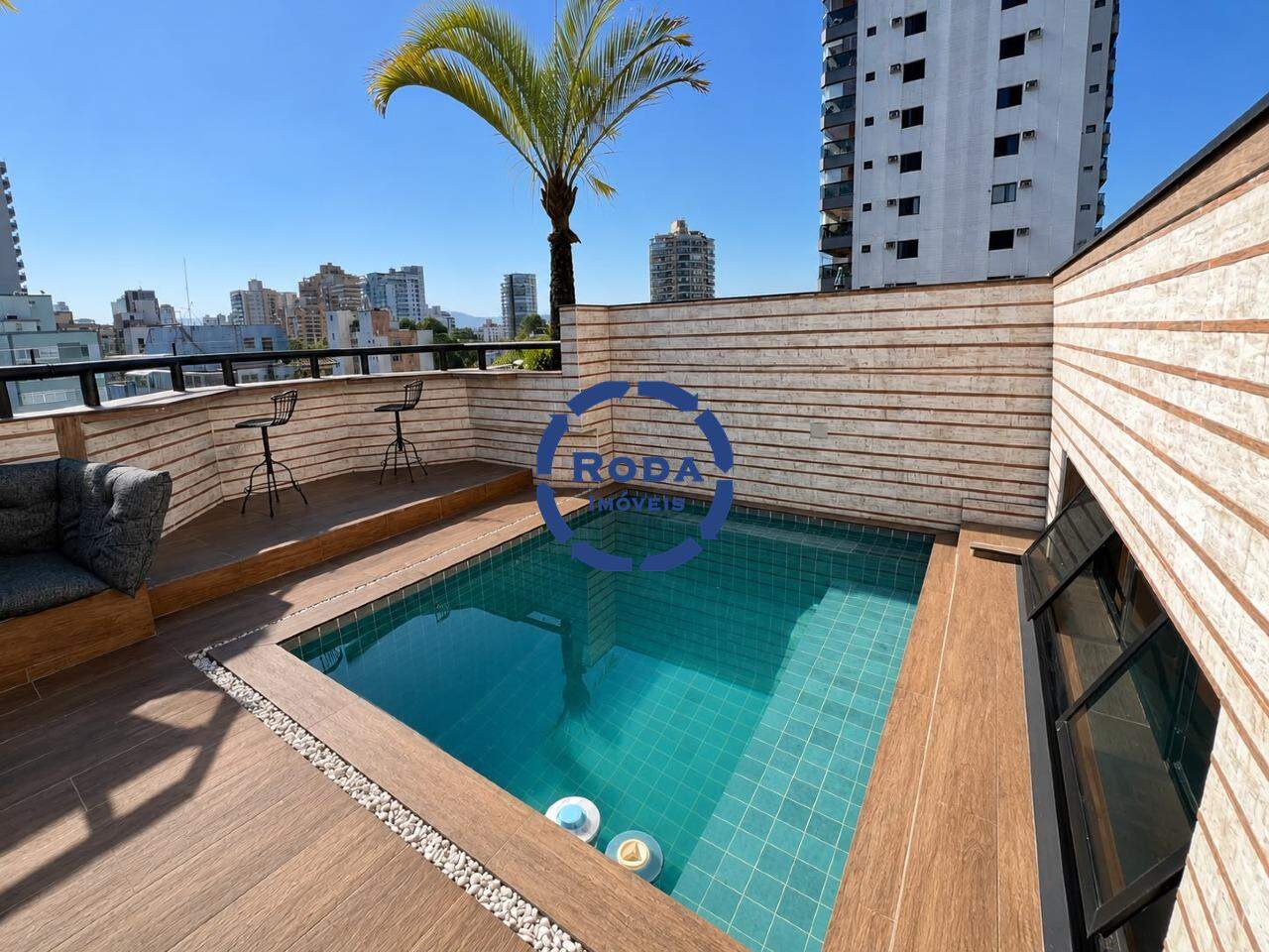 Cobertura Duplex para aluguel no Aparecida: 