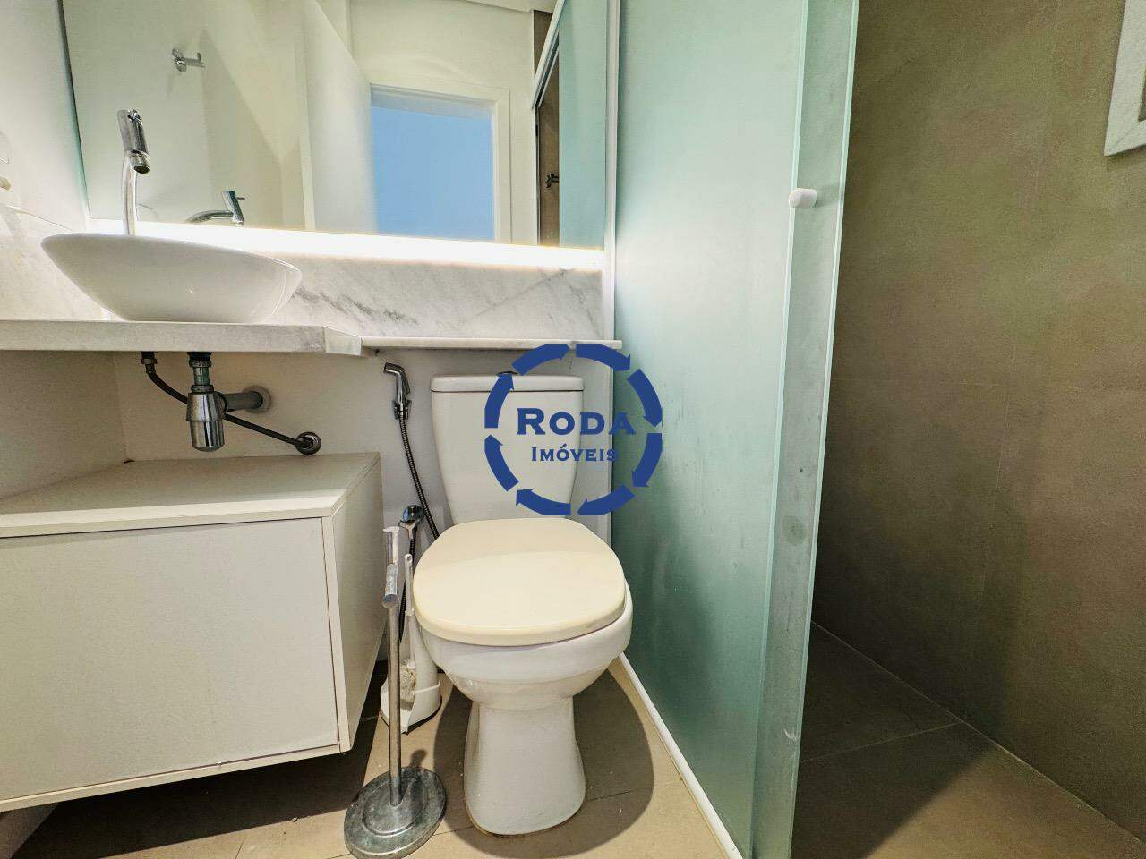 Apartamento à venda no Boqueirão: banheiro da suite
