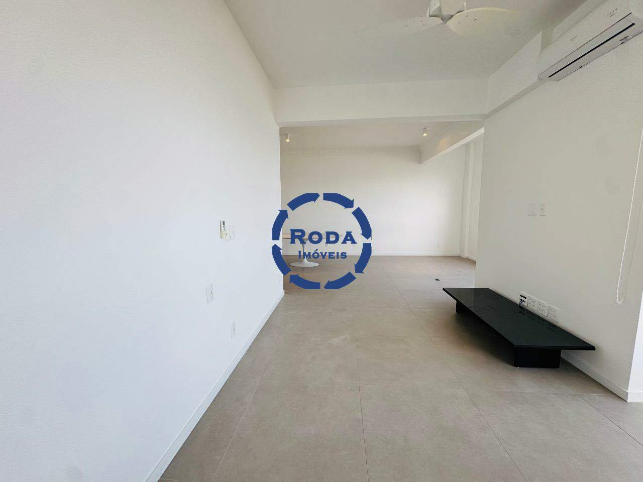 Apartamento à venda no Boqueirão: sala de tv