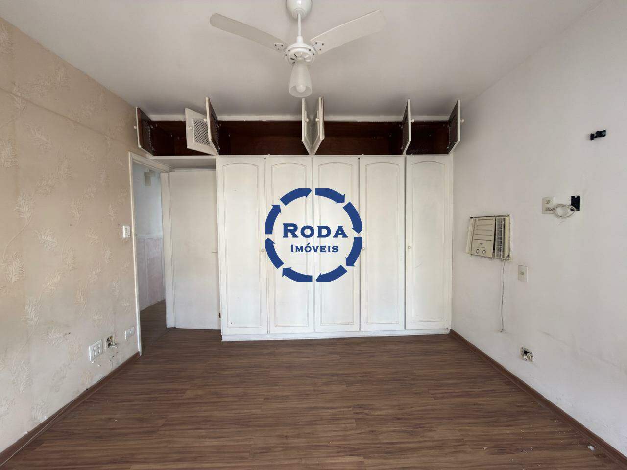 Apartamento à venda no Embaré: 