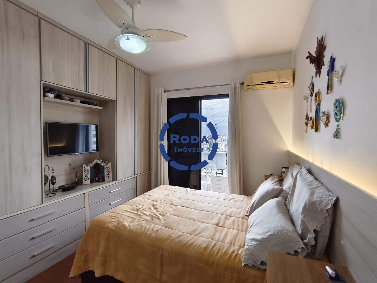 Apartamento à venda no Embaré: 
