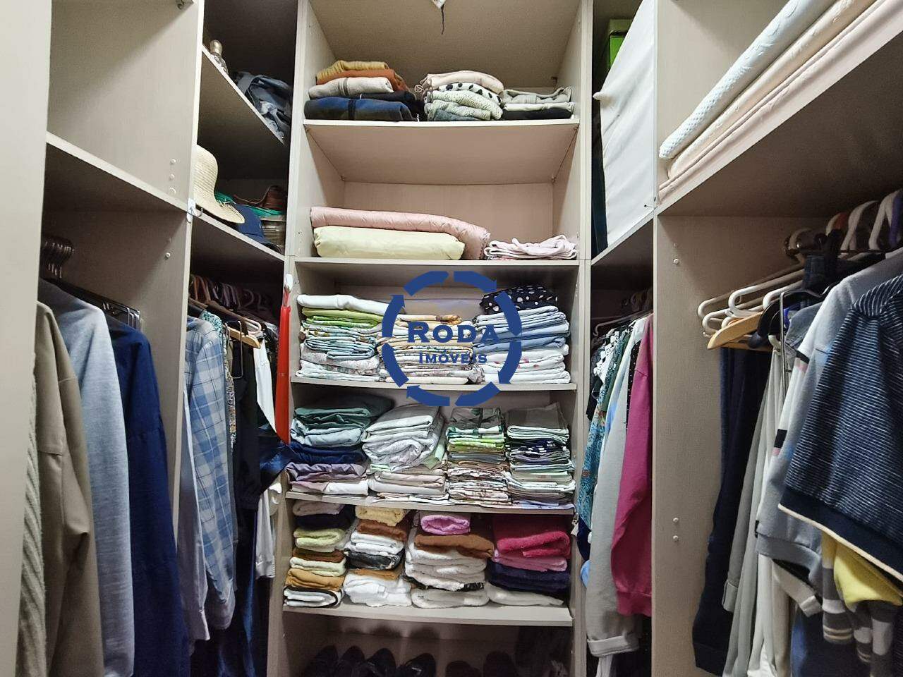 Apartamento à venda no Embaré: 