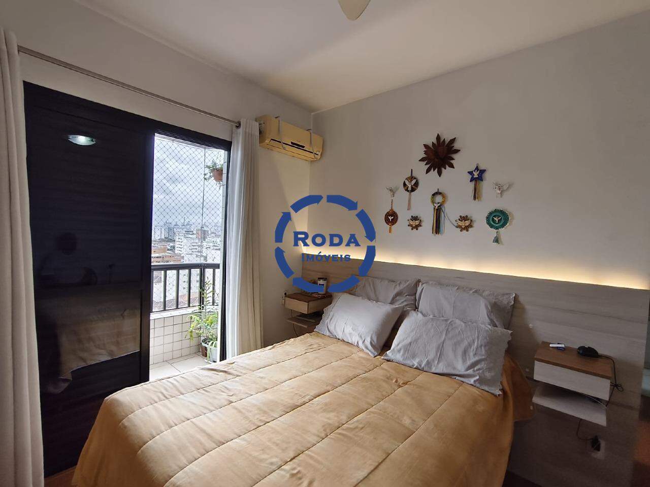 Apartamento à venda no Embaré: 