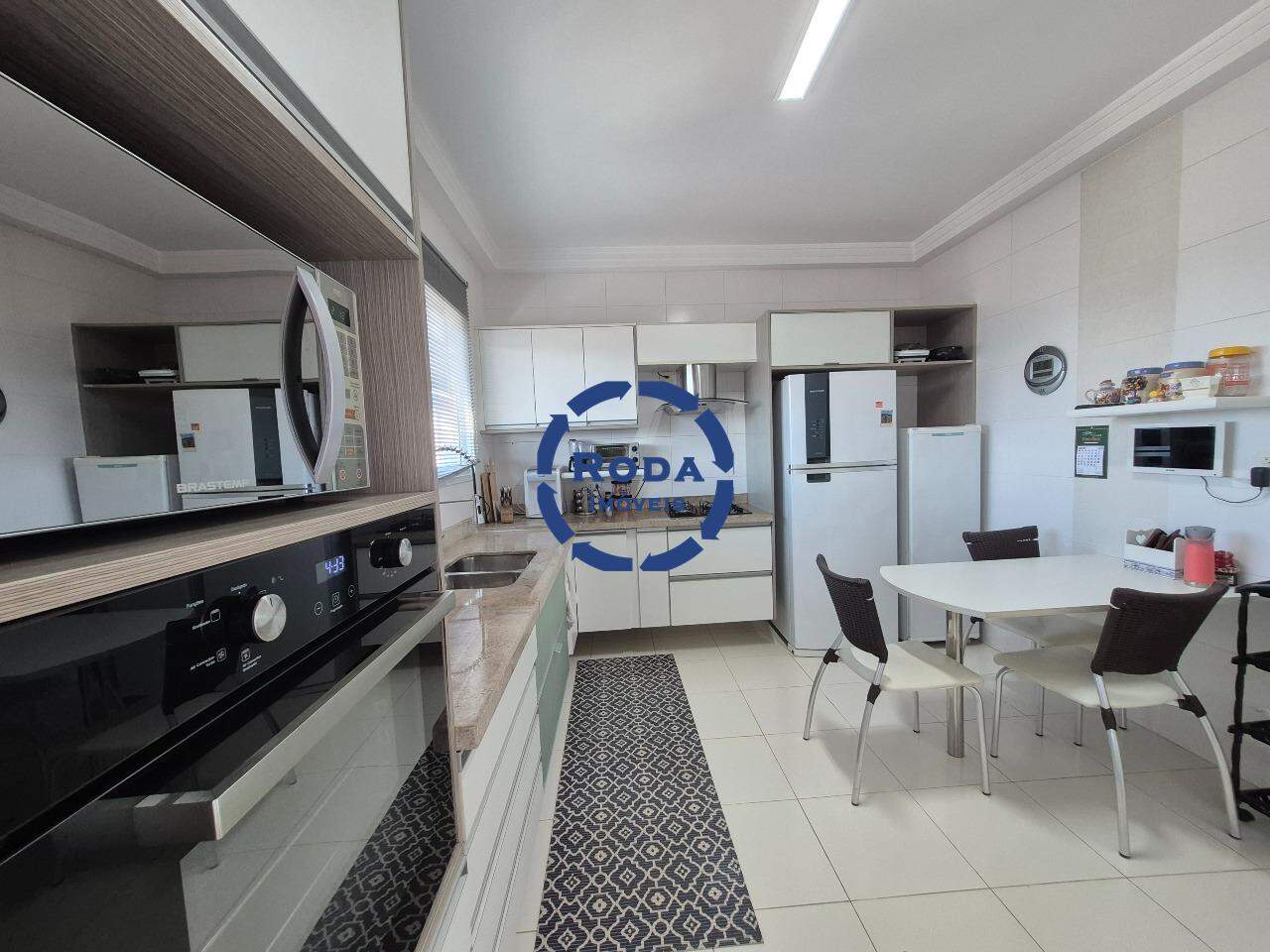 Apartamento à venda no Ponta da Praia: 