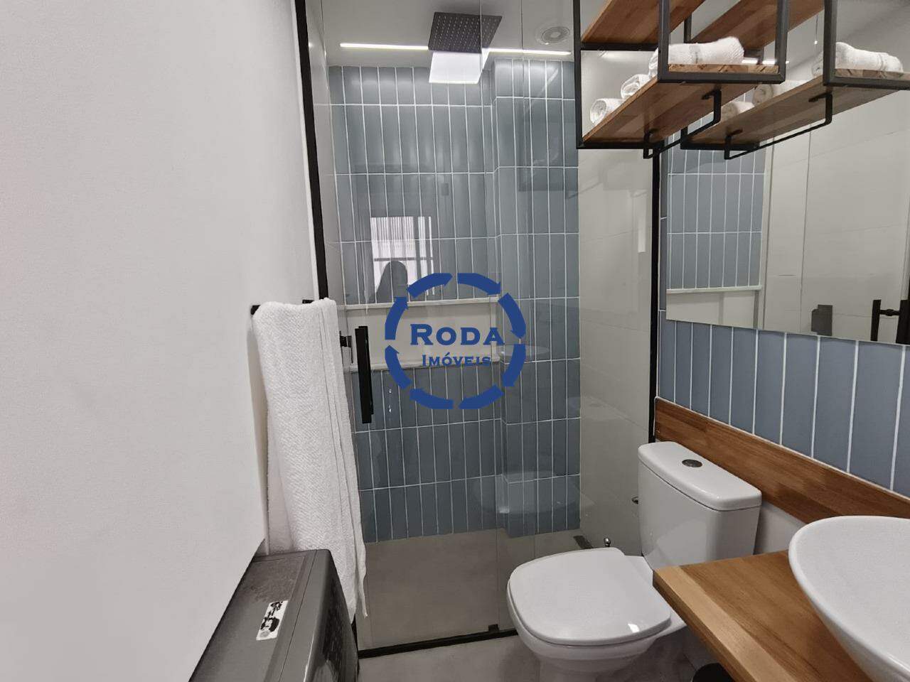 Kitnet à venda no Embaré: