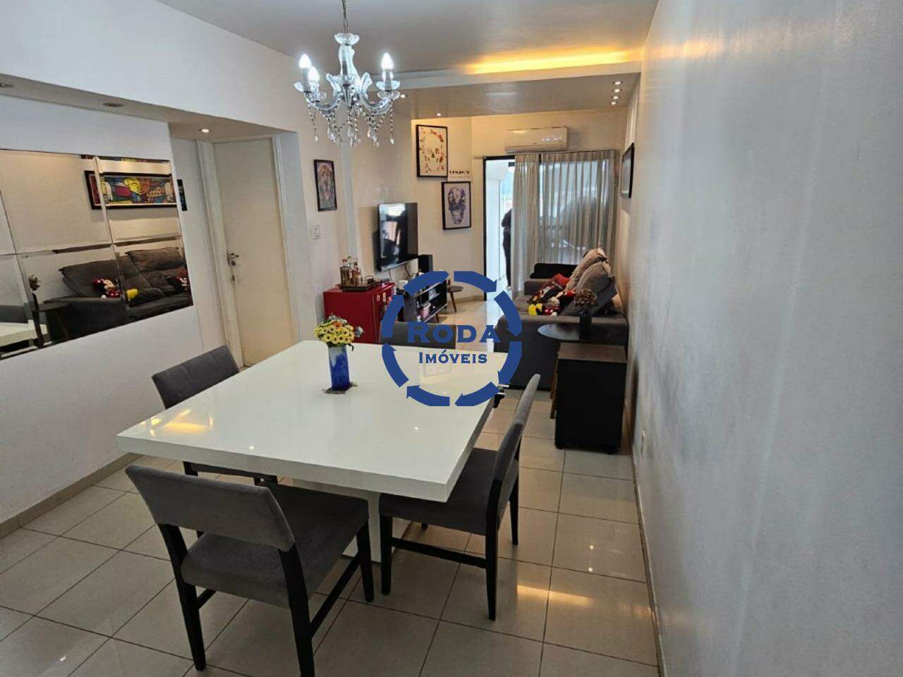 Apartamento à venda no Ponta da Praia: JANTAR