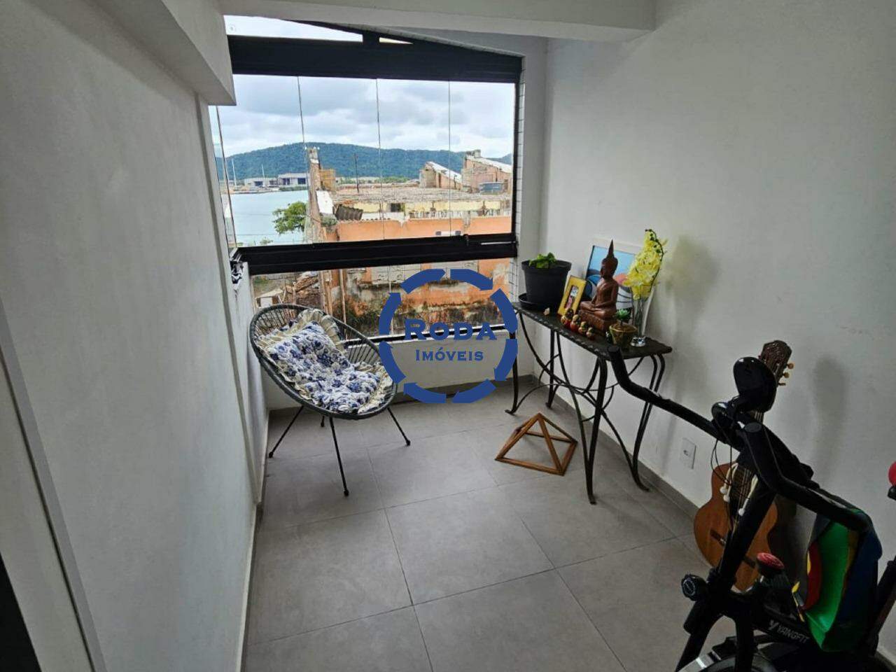 Apartamento à venda no Ponta da Praia: SALA