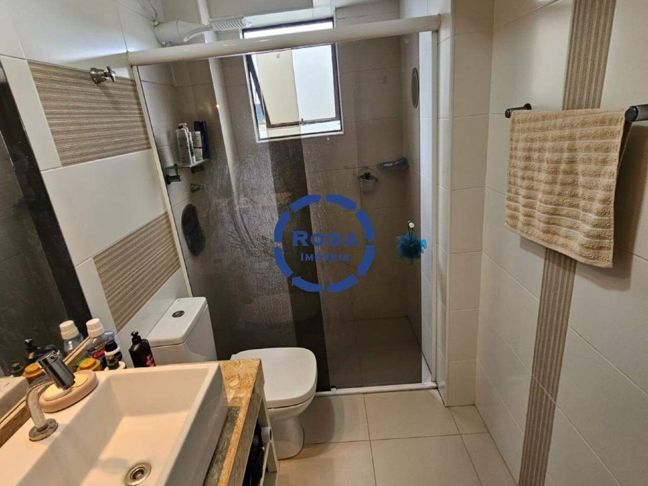 Apartamento à venda no Ponta da Praia: BANHEIRO