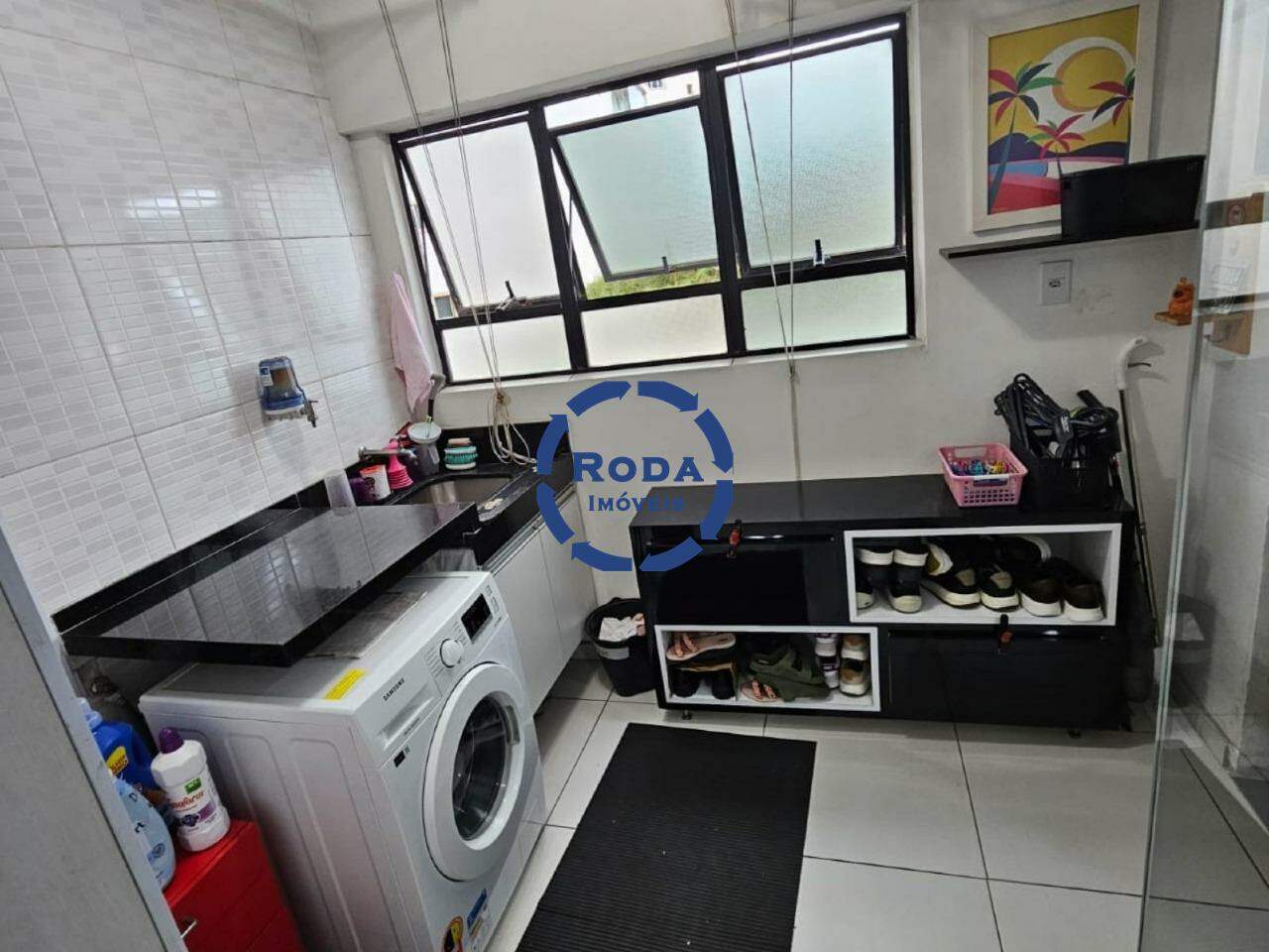 Apartamento à venda no Ponta da Praia: AREA SERVIÇO