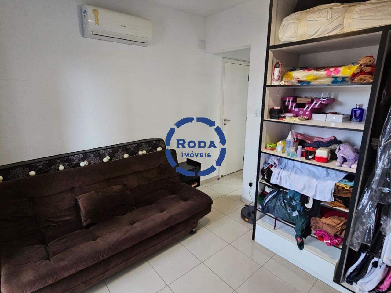 Apartamento à venda no Ponta da Praia: SALA