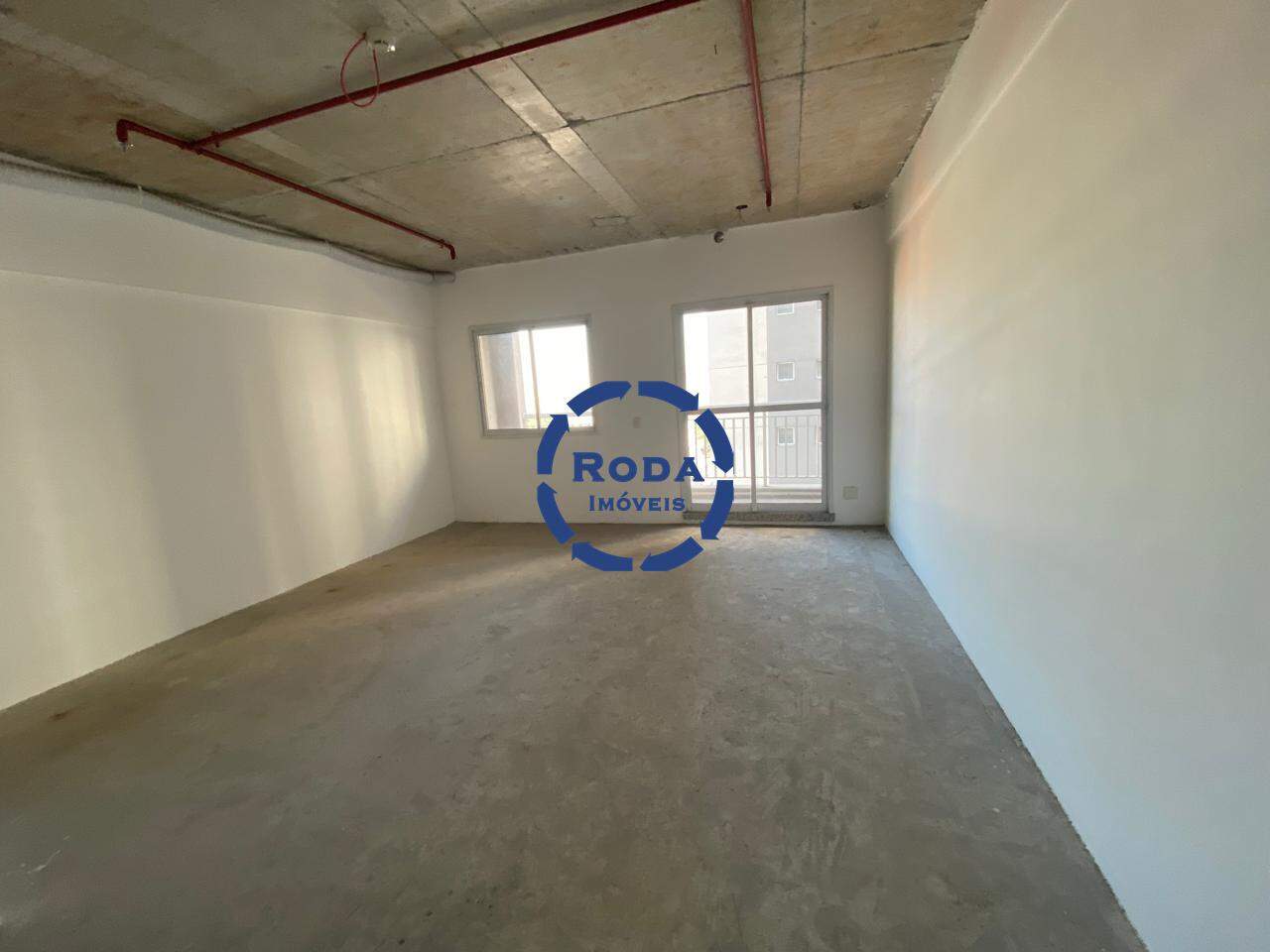 Sala à venda no Vila Mathias: 