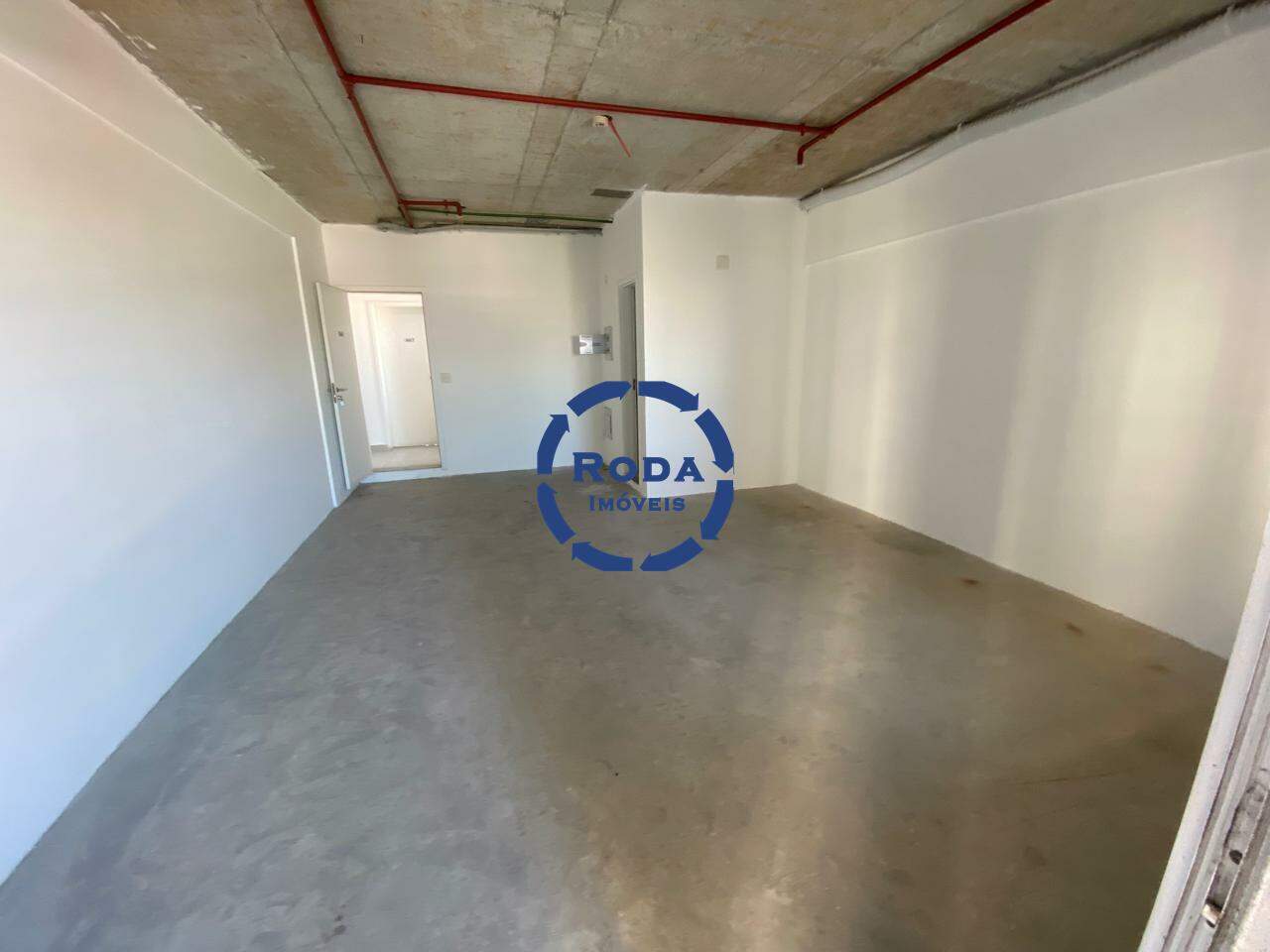 Sala à venda no Vila Mathias: 