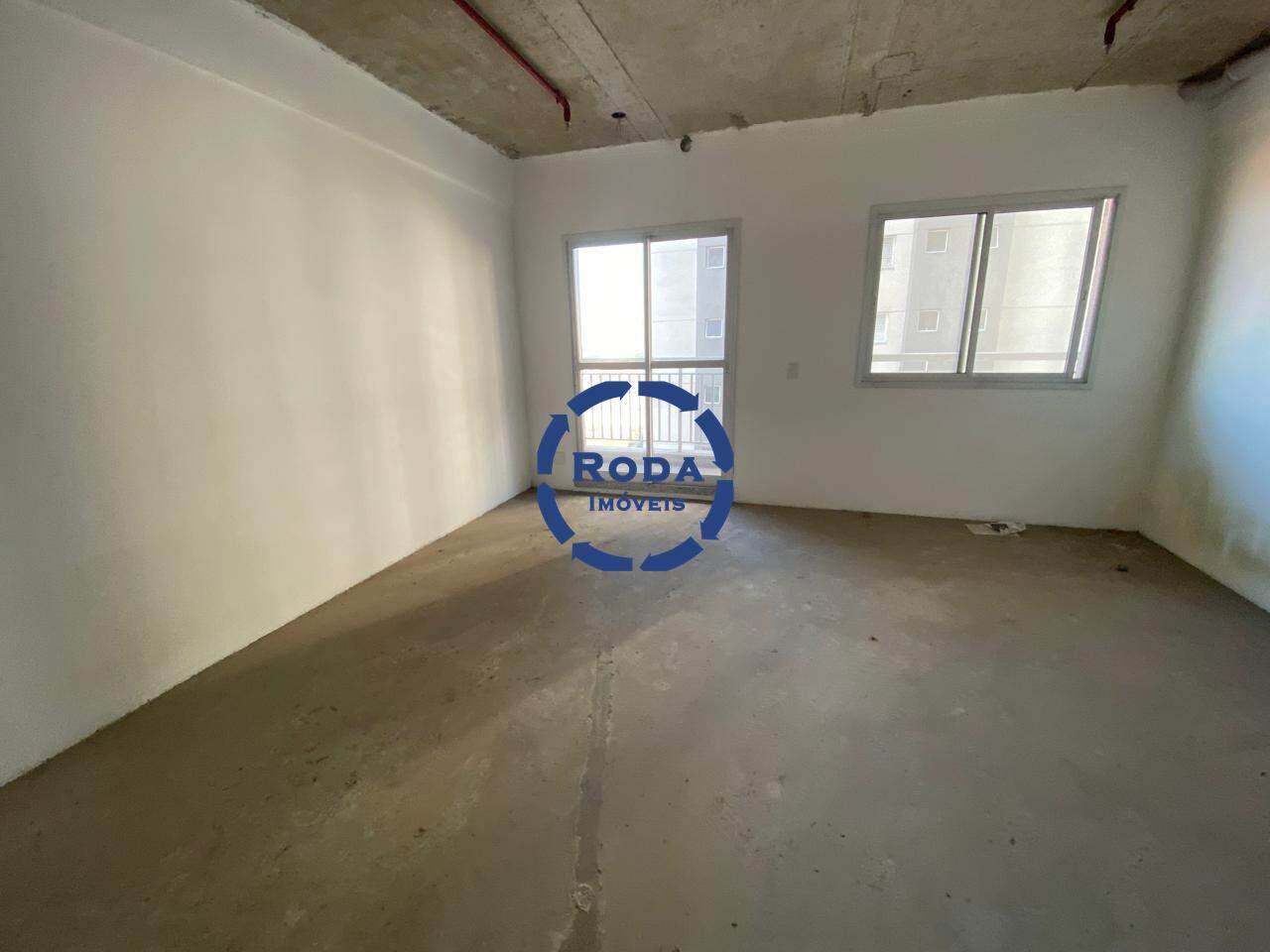 Sala à venda no Vila Mathias: