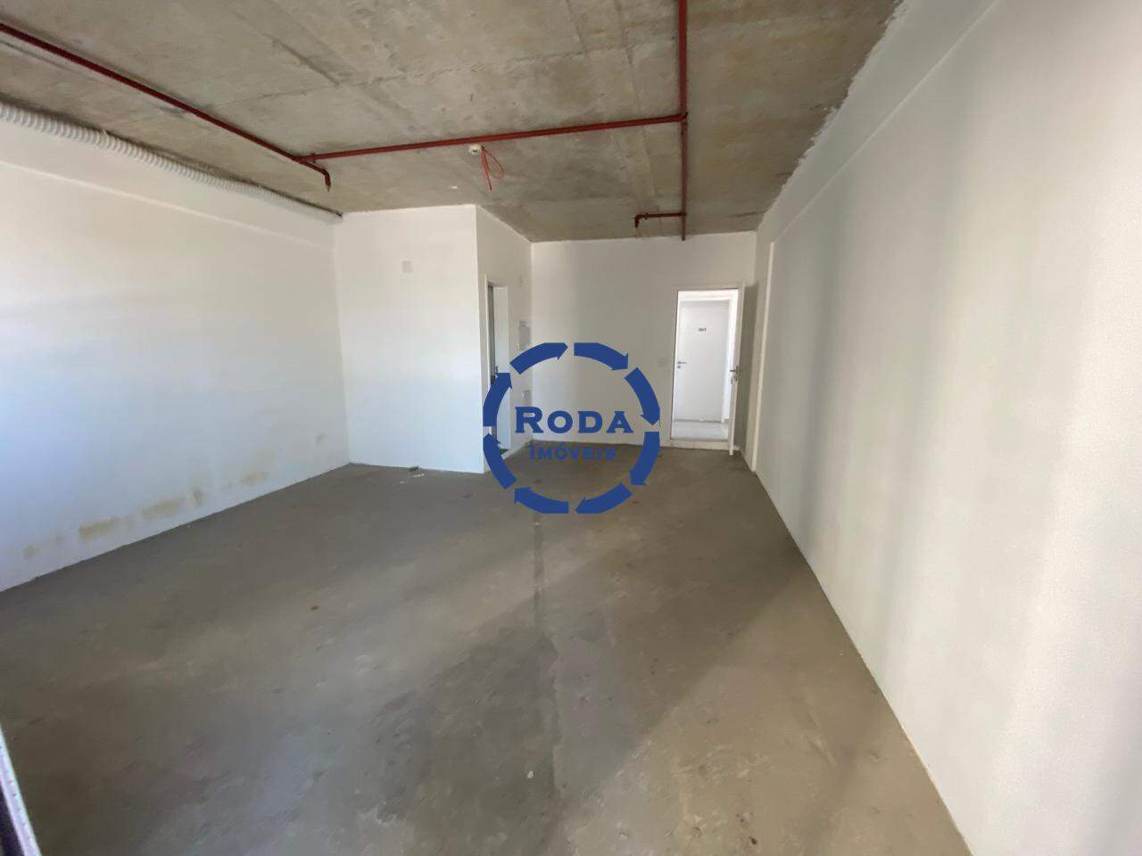 Sala à venda no Vila Mathias: 