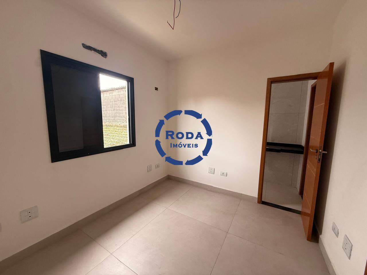 Sobrado à venda no Estuário: QUARTO SUITE