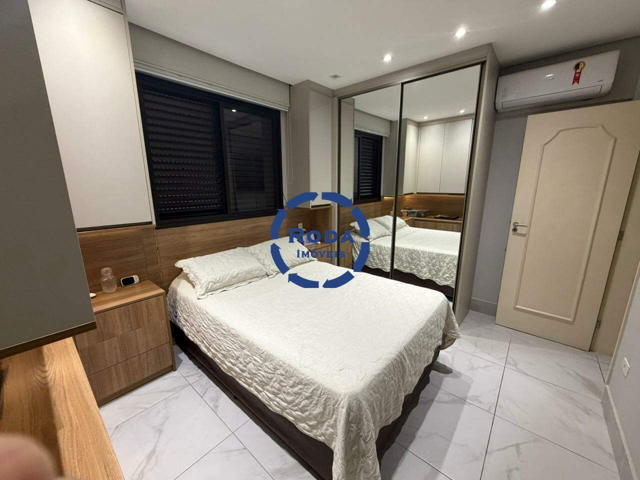 Apartamento à venda no Embaré: