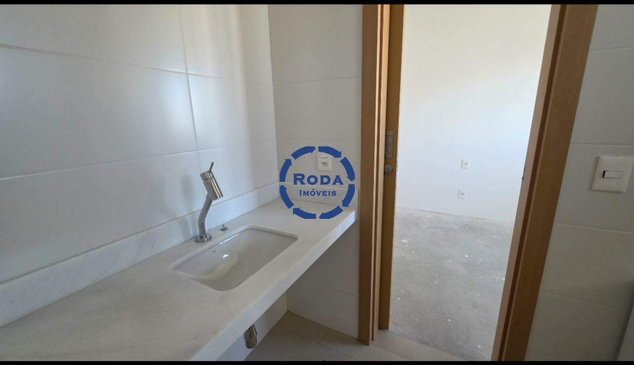 Apartamento à venda no Ponta da Praia: 
