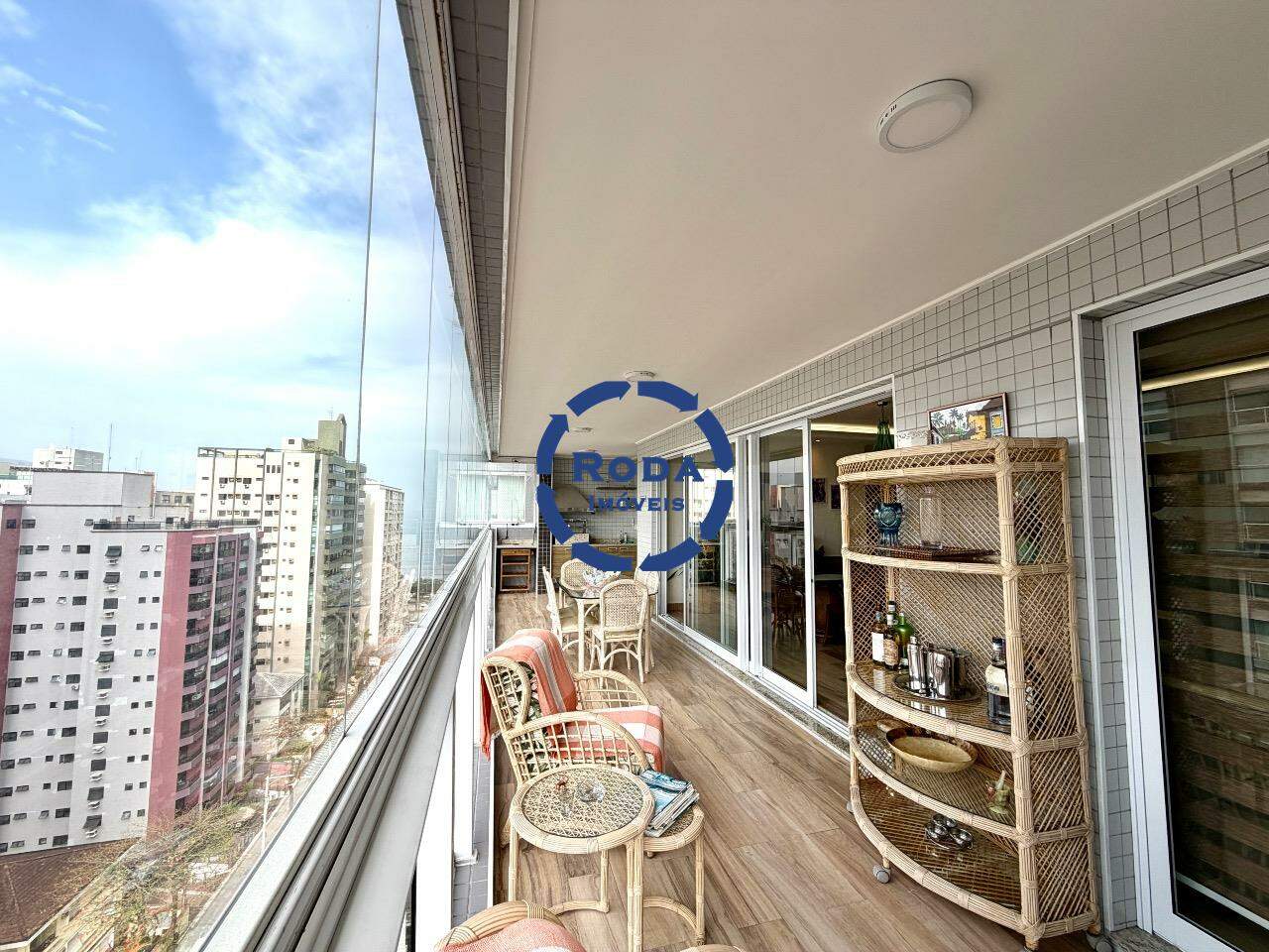 Apartamento à venda no Embaré: