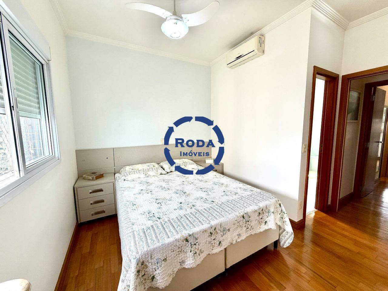 Apartamento à venda no Embaré: