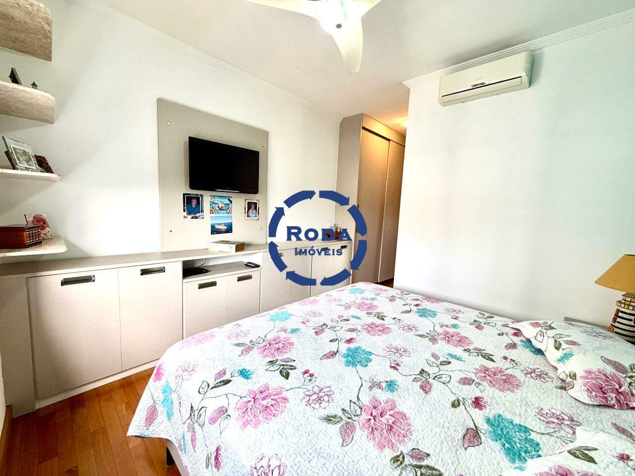 Apartamento à venda no Embaré: