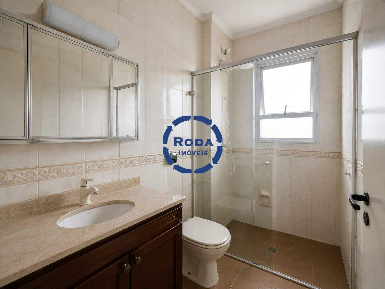 Apartamento à venda no José Menino: banheiro suite
