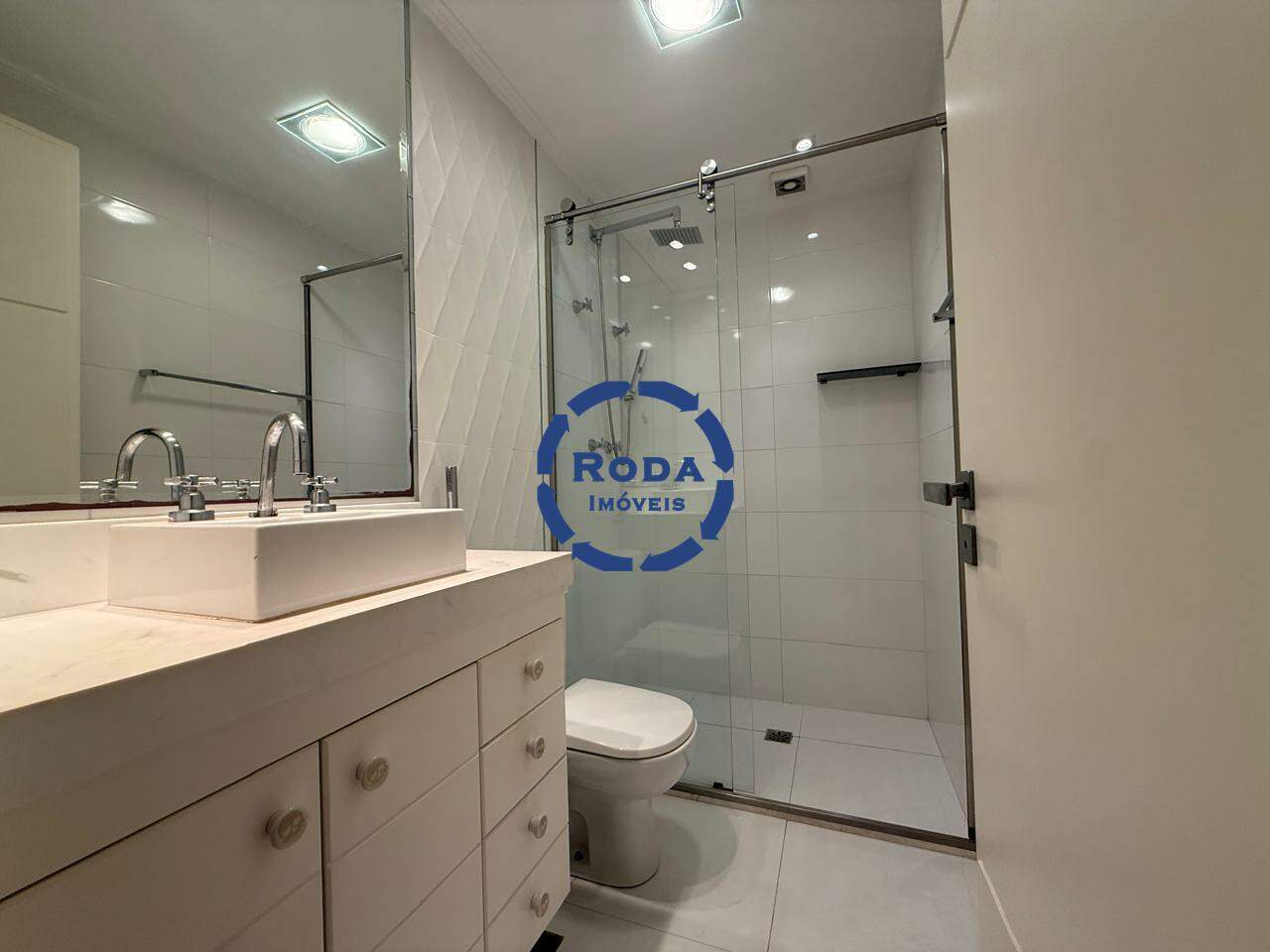 Apartamento para aluguel no Embaré: 