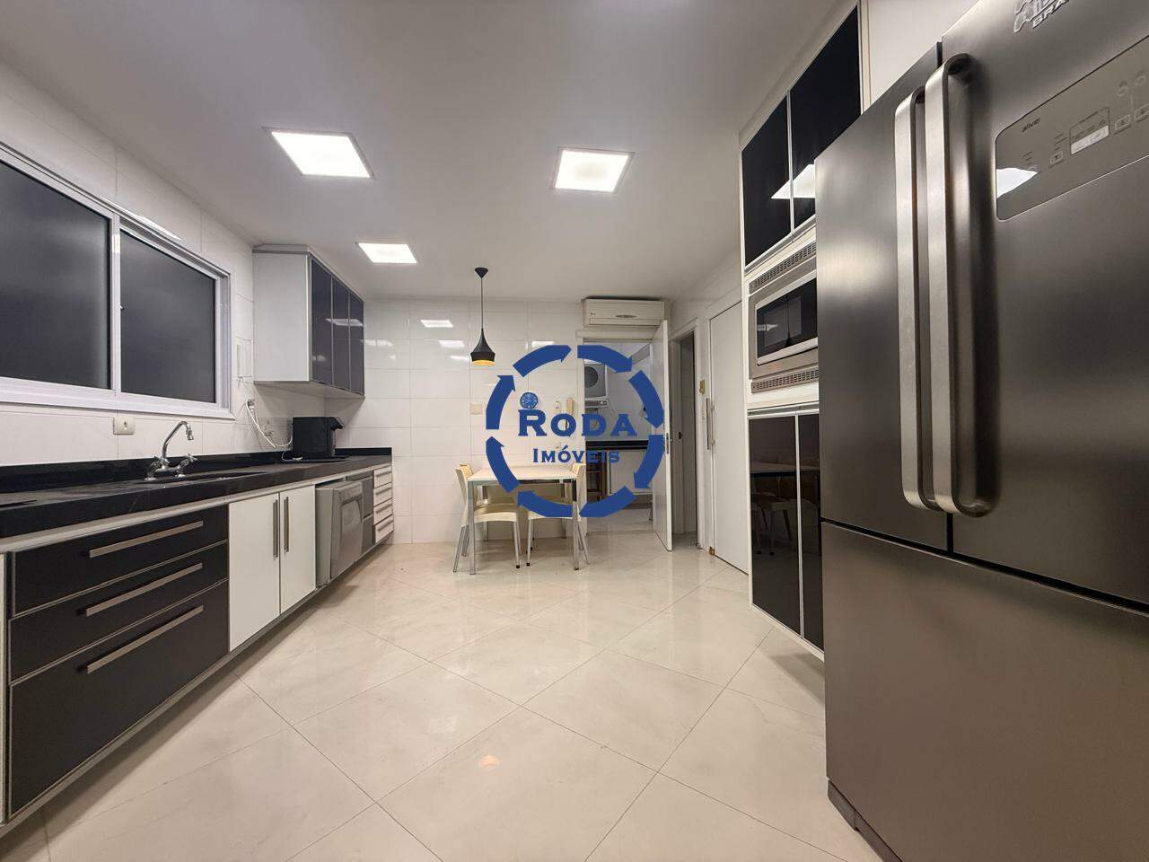 Apartamento para aluguel no Embaré: 