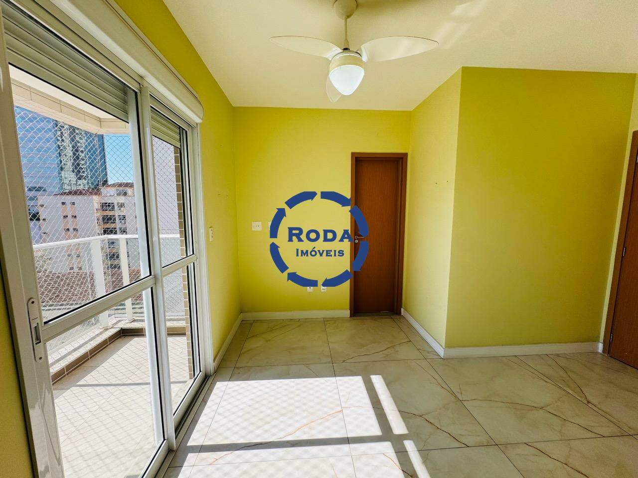 Apartamento à venda no Embaré: suite